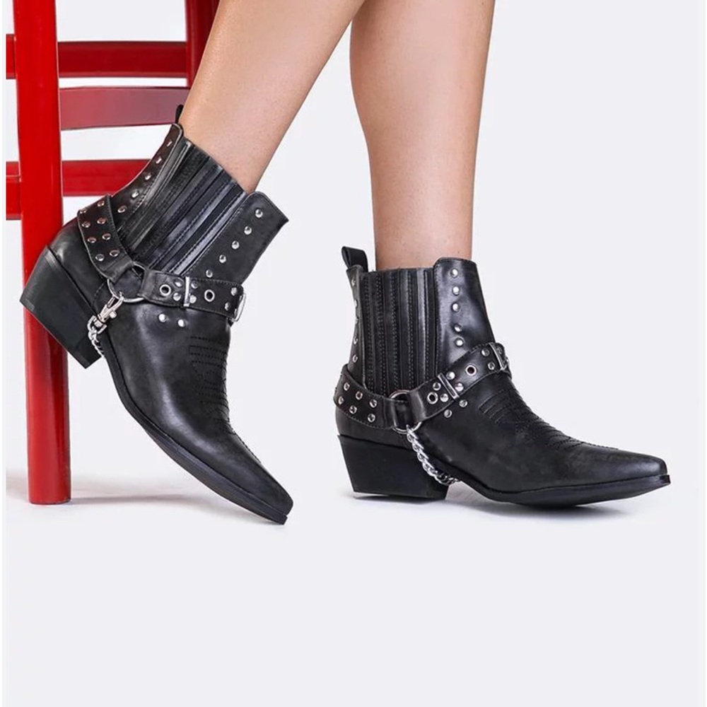 Coconuts by Matisse Black Ankle Boots with Silver Accents